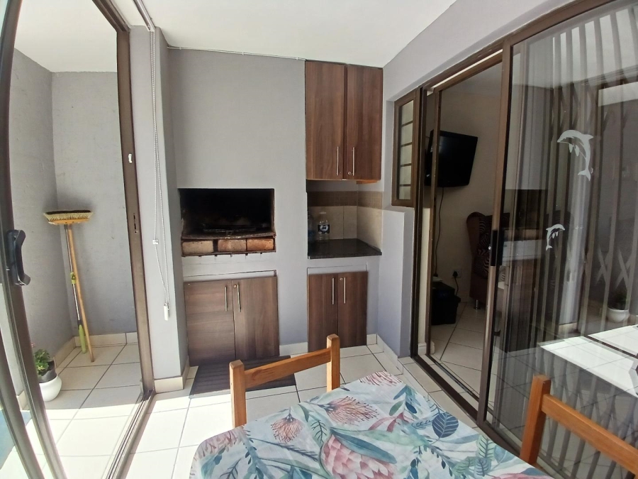 2 Bedroom Property for Sale in Hartenbos Central Western Cape